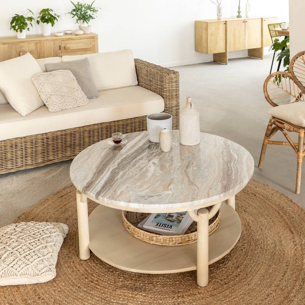 Vandana Aston Mira round coffee table in mango wood and marble Vandana Aston Mira round coffee table in mango wood and marble
