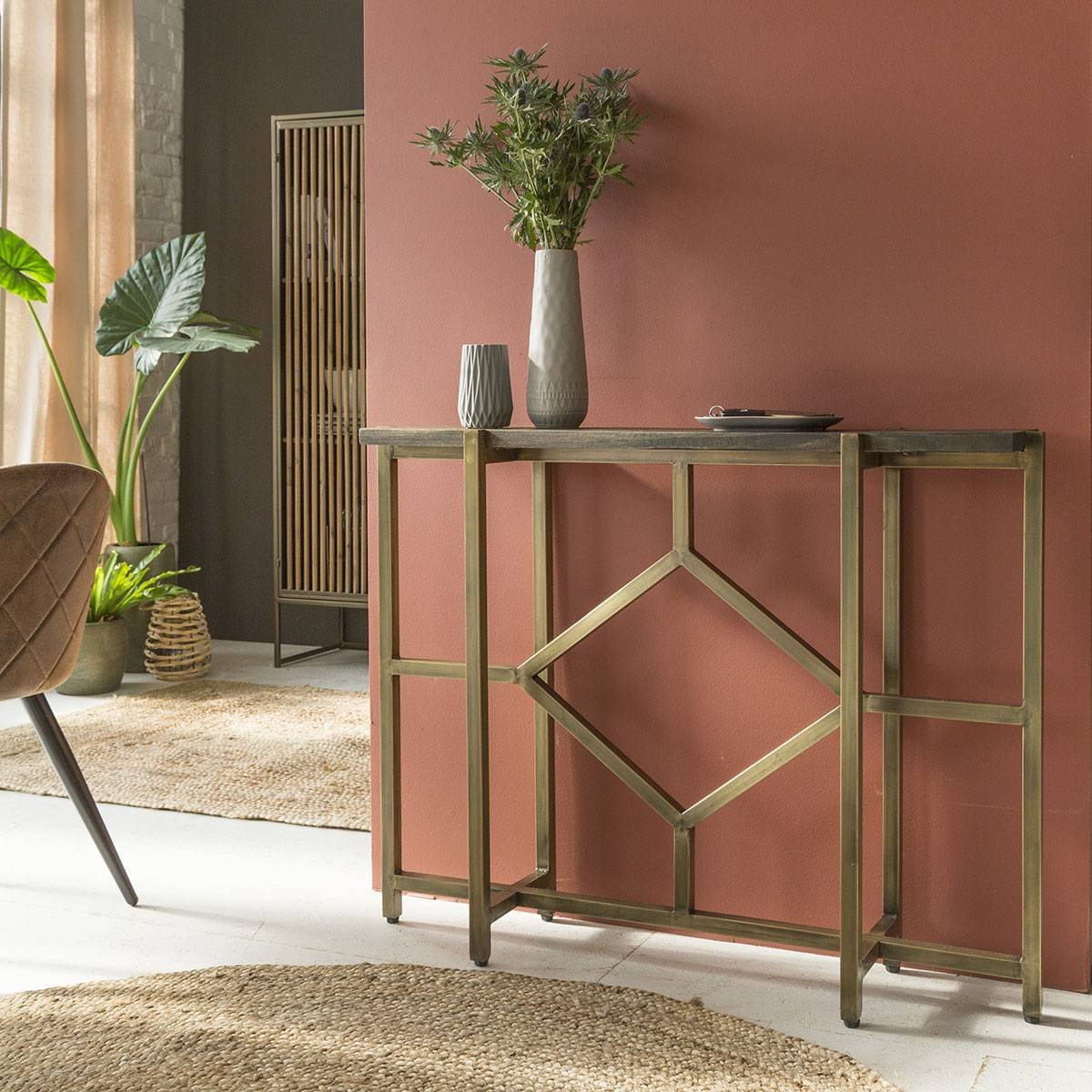 Vandana Elara Maxima console table in mango wood and gilded metal Vandana Elara Maxima console table in mango wood and gilded metal