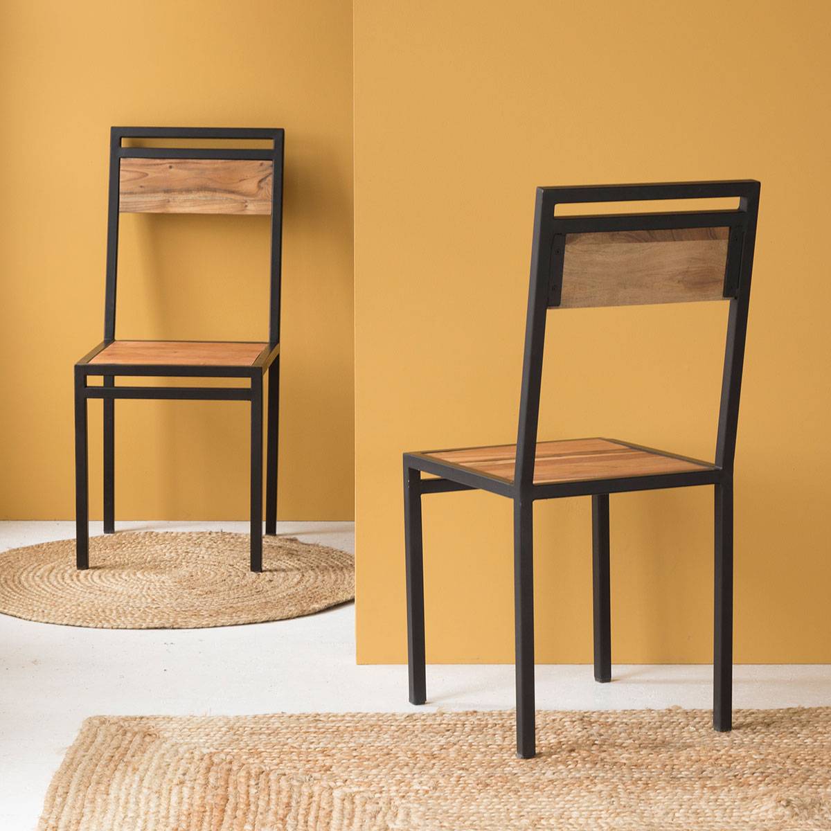 Vandana Lyra Flux acacia wood chair (set of 2) Vandana Lyra Flux acacia wood chair (set of 2)