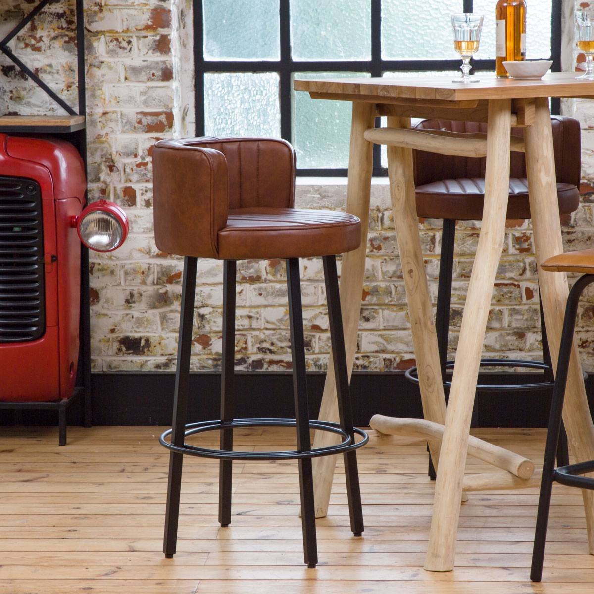 Vandana Vertex Novara leather and metal bar stool Vandana Vertex Novara leather and metal bar stool
