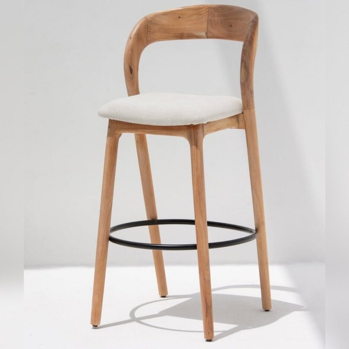 Vandana Falcon Mira Wooden Bar Stool with Comfortable Seating for Modern Kitchens & Bars Vandana Falcon Mira Wooden Bar Stool with Comfortable Seating for Modern Kitchens & Bars