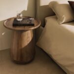 Vandana Nova Altis Round bedside table Ø50 cm in mango wood Naiara