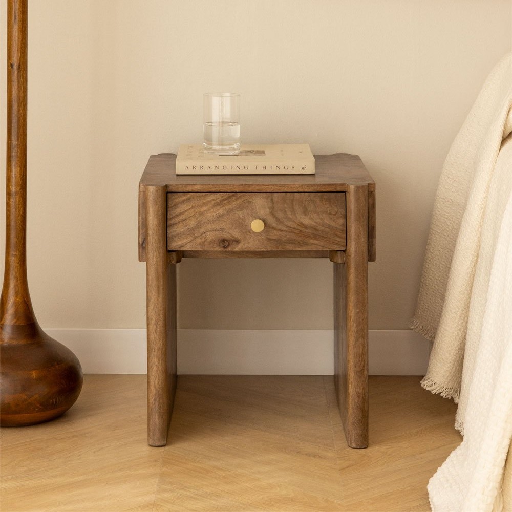 Vandana Nova Falcon mango wood bedside table 45x45 cm Vandana Nova Falcon mango wood bedside table 45x45 cm