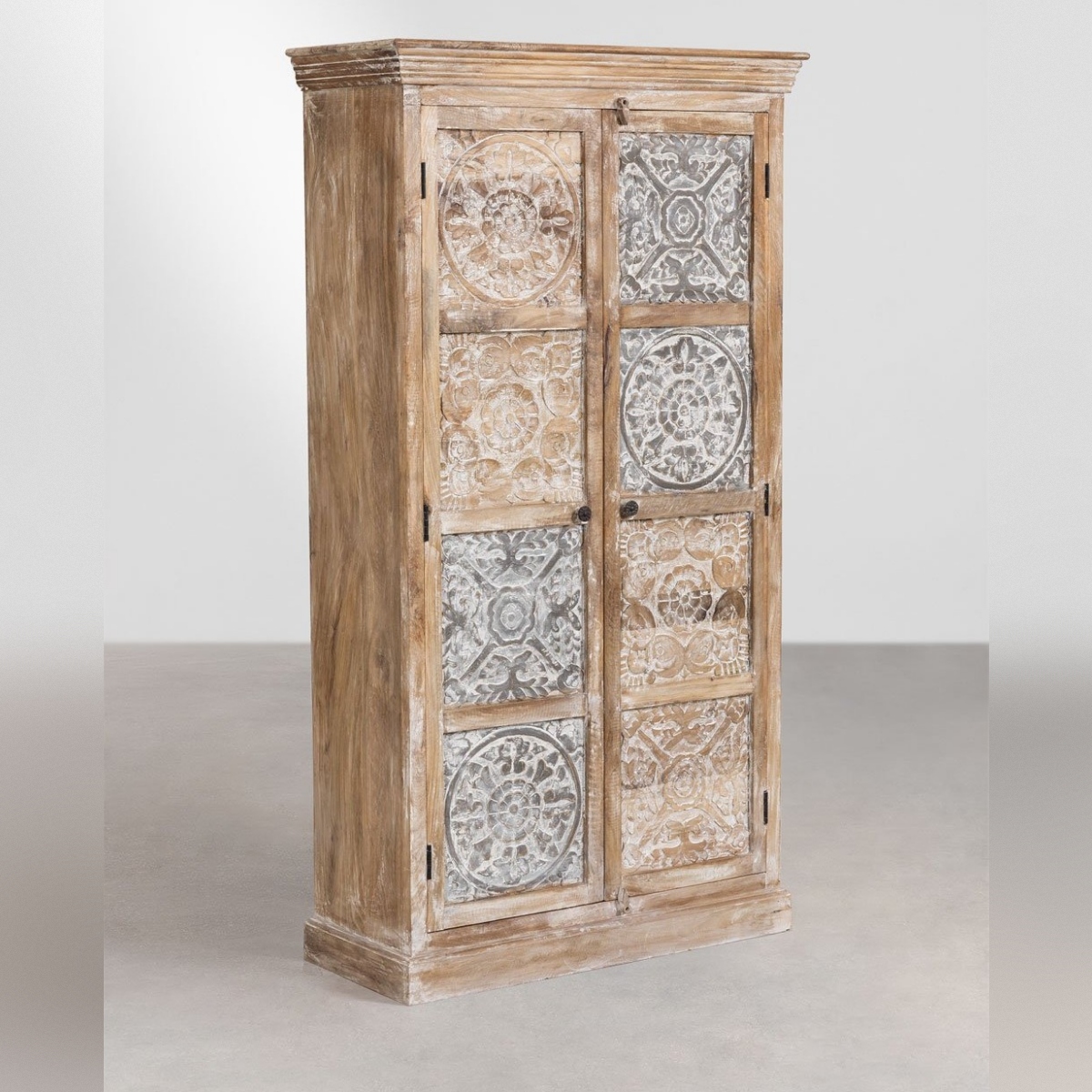 Vandana Hexa Nova mango wood cabinet Vandana Hexa Nova mango wood cabinet