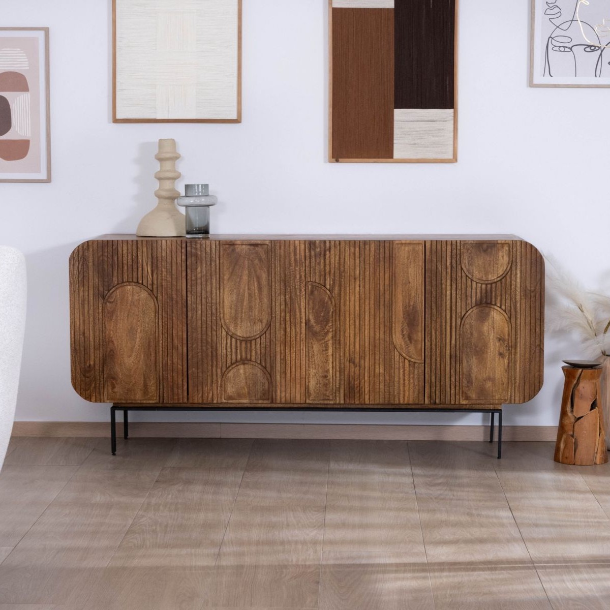 Vandana Crystal Design 4-door Newtro style sideboard in mango wood Moky 175 cm Vandana Crystal Design 4-door Newtro style sideboard in mango wood Moky 175 cm