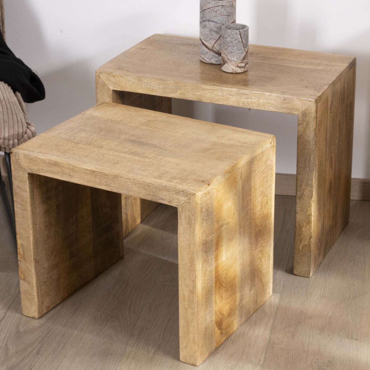 Vandana Crystal Detail Set of two nesting side tables in mango wood with clean lines Manoha Vandana Crystal Detail Set of two nesting side tables in mango wood with clean lines Manoha