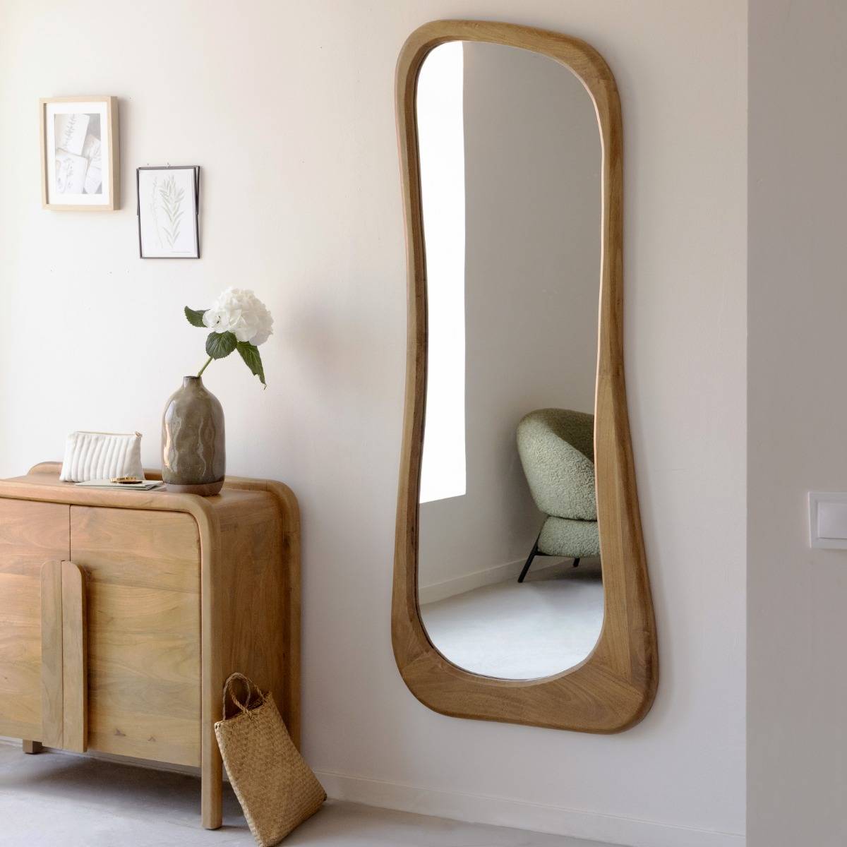 Vandana Optima Vista organic mirror made of Marley mango wood Vandana Optima Vista organic mirror made of Marley mango wood