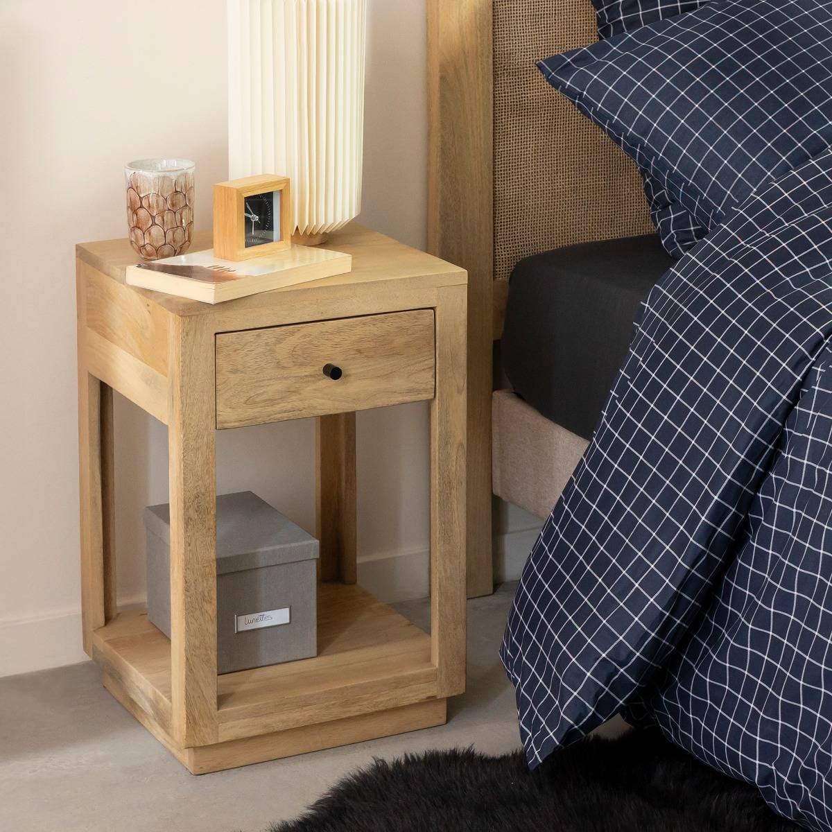 Vandana Vista Nova mango wood bedside table Vandana Vista Nova mango wood bedside table