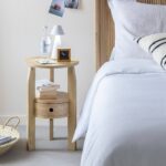 Vandana Vista Arion mango wood bedside table