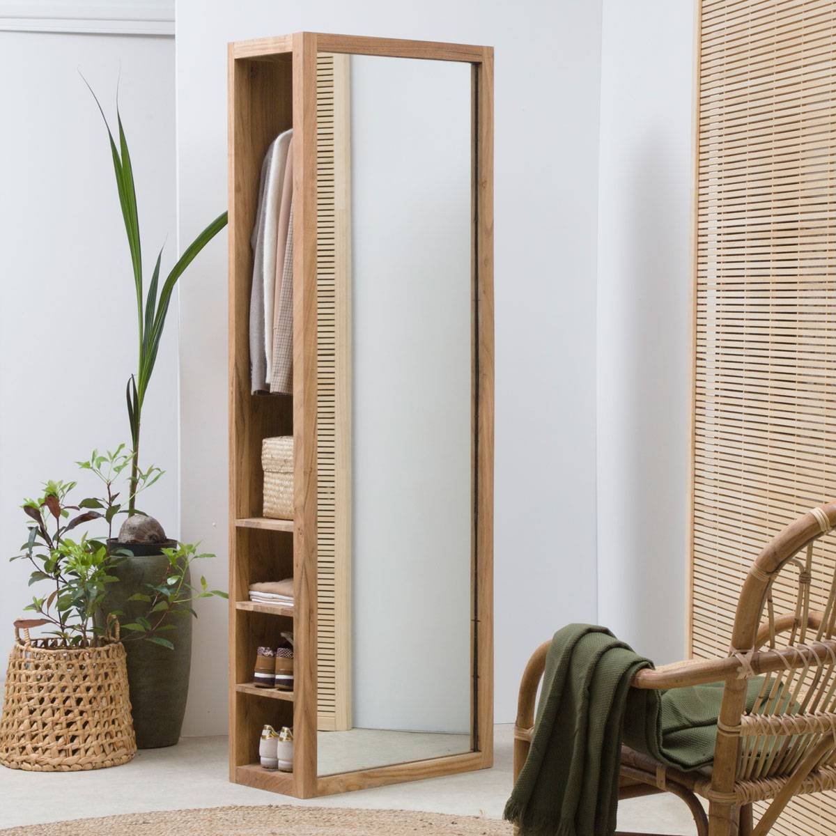 Vandana Ultra Novara acacia wood mirror with storage Vandana Ultra Novara acacia wood mirror with storage