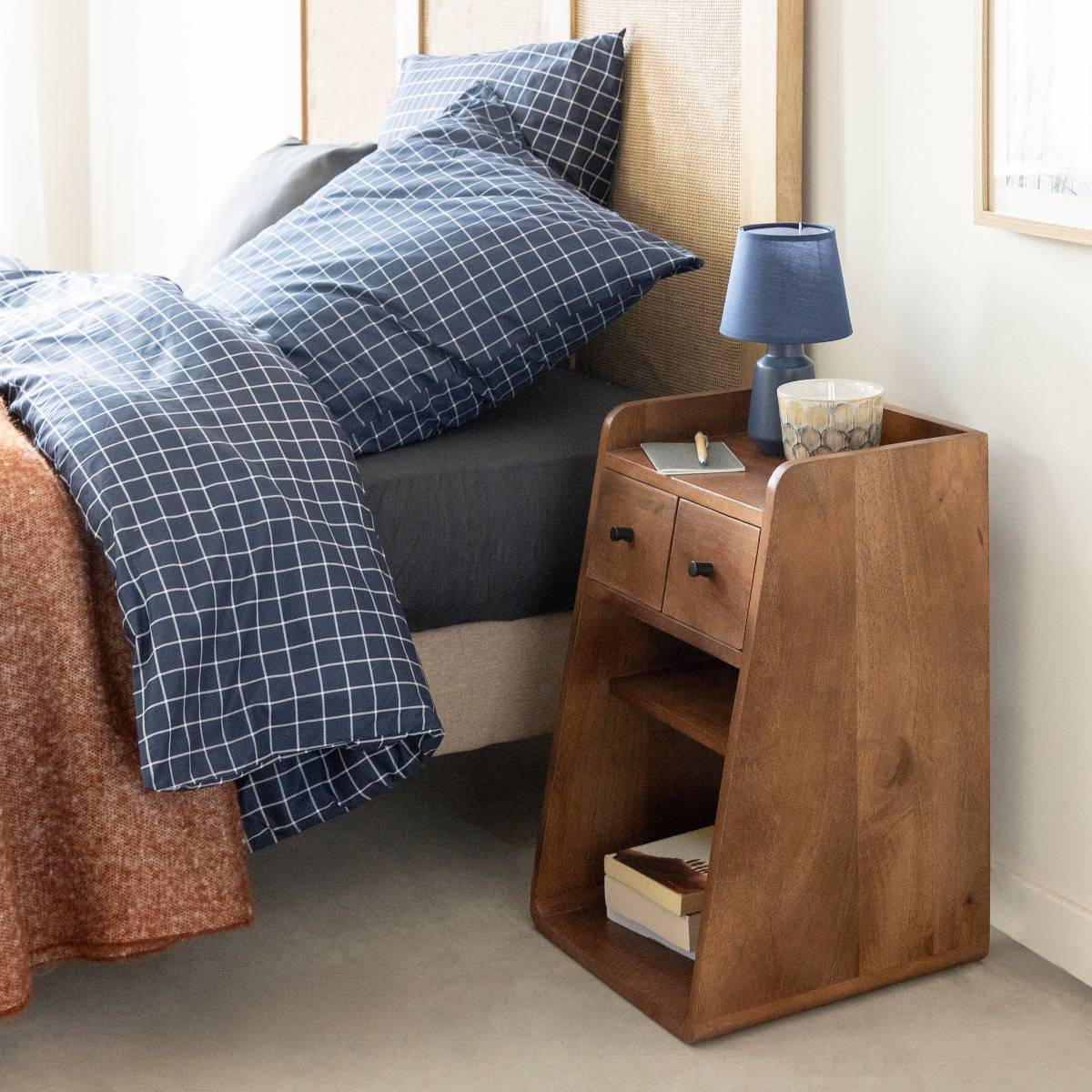 Vandana Grand Altis Mango Wood Bedside Table Vandana Grand Altis Mango Wood Bedside Table