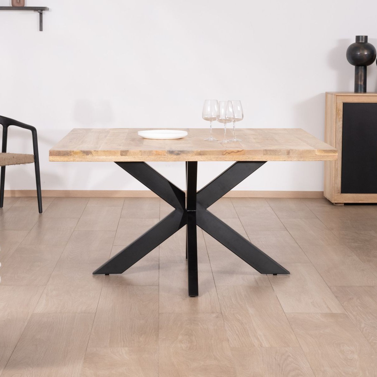 Vandana Ivory Element dining table 140x140cm, wood and industrial metal Character Vandana Ivory Element dining table 140x140cm, wood and industrial metal Character