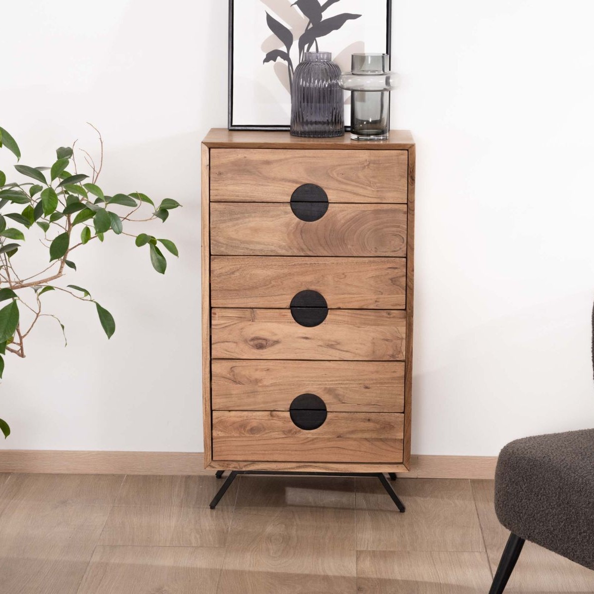 Vandana Ivory Value acacia storage unit with 6 drawers Spot Vandana Ivory Value acacia storage unit with 6 drawers Spot