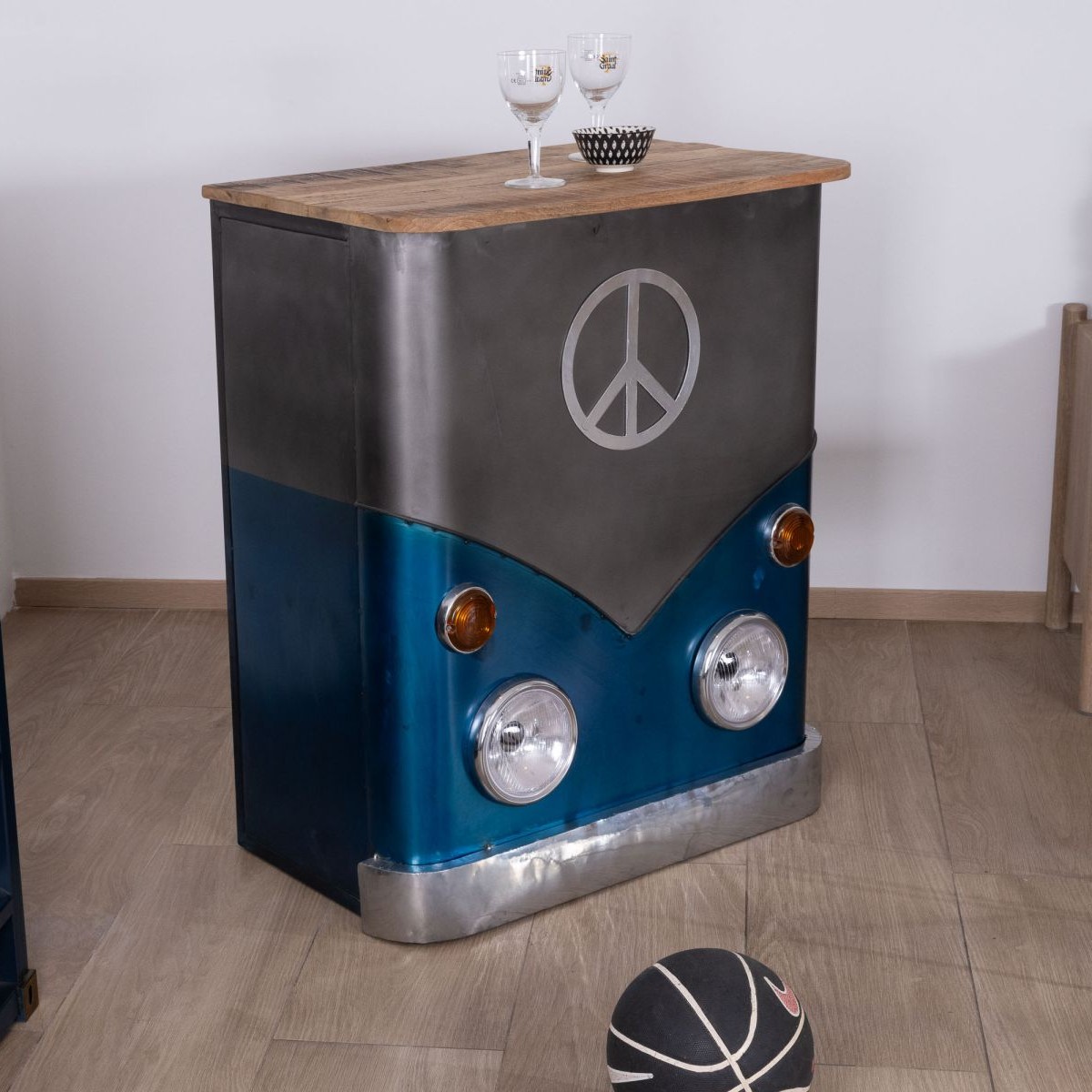 Vandana Urban Matter Blue and grey Crazy style bus front bar counter Vandana Urban Matter Blue and grey Crazy style bus front bar counter