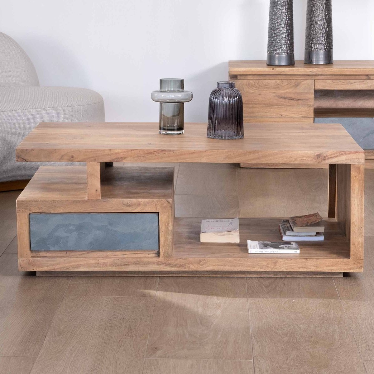 Vandana Golden Balance rectangular coffee table 120x70cm in solid acacia Paguera Vandana Golden Balance rectangular coffee table 120x70cm in solid acacia Paguera
