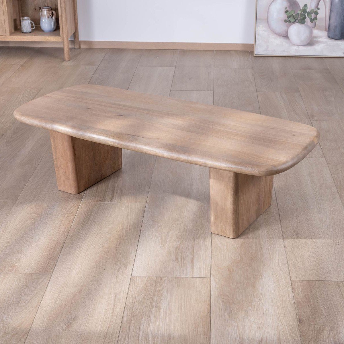 Vandana Golden Volume Rectangular coffee table in mango wood with a clean, minimalist design Orobie Vandana Golden Volume Rectangular coffee table in mango wood with a clean, minimalist design Orobie