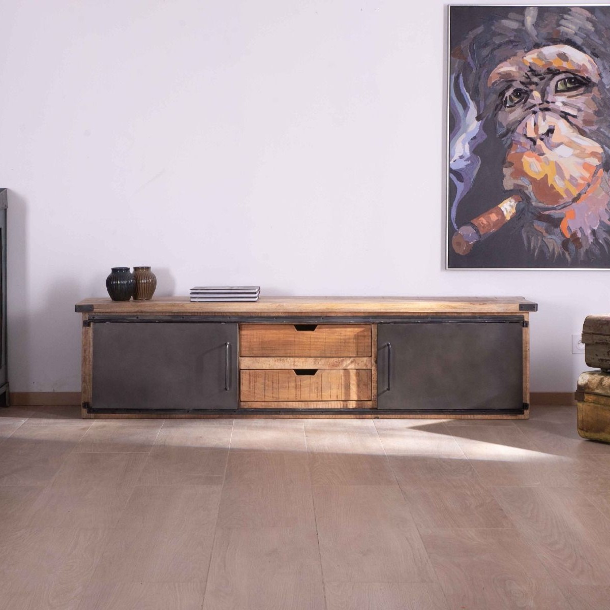 Vandana Silver Line Large Character TV unit, 200cm, 2 doors, 2 drawers, metal and wood Vandana Silver Line Large Character TV unit, 200cm, 2 doors, 2 drawers, metal and wood