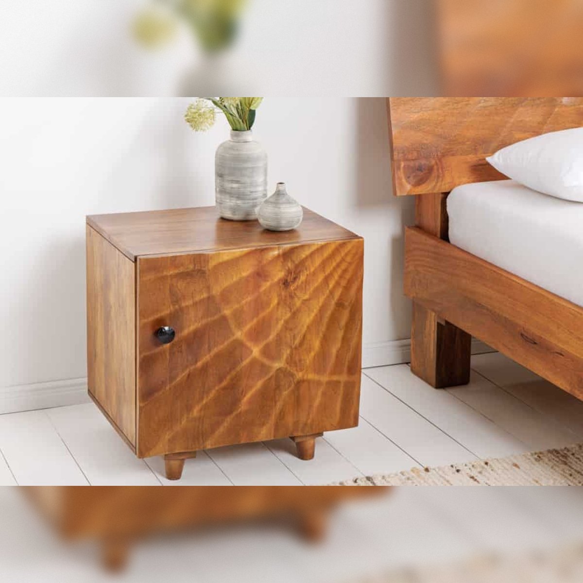 Vandana Modern Living bedside table SCORPION 50cm brown mango wood side table with 3D carvings Vandana Modern Living bedside table SCORPION 50cm brown mango wood side table with 3D carvings